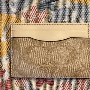 Coach Khaki and Chalk Signature Canvas Card Holder